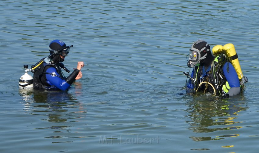 PWasser Einsatz BF FF Koeln Troisdorf Rotter See P093.JPG